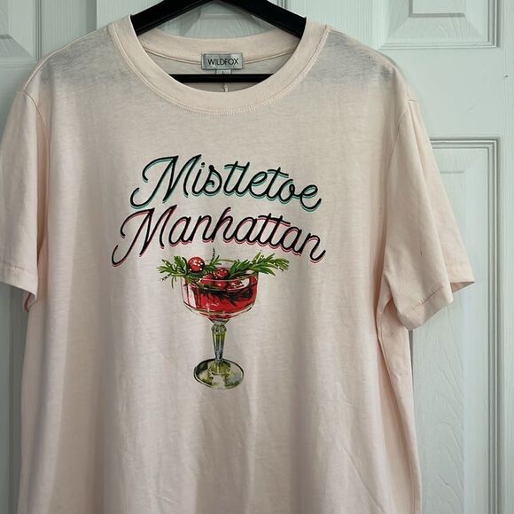 Wildfox Light Pink Mistletoe Manhattan Ryan Tee - Picture 4 of 11